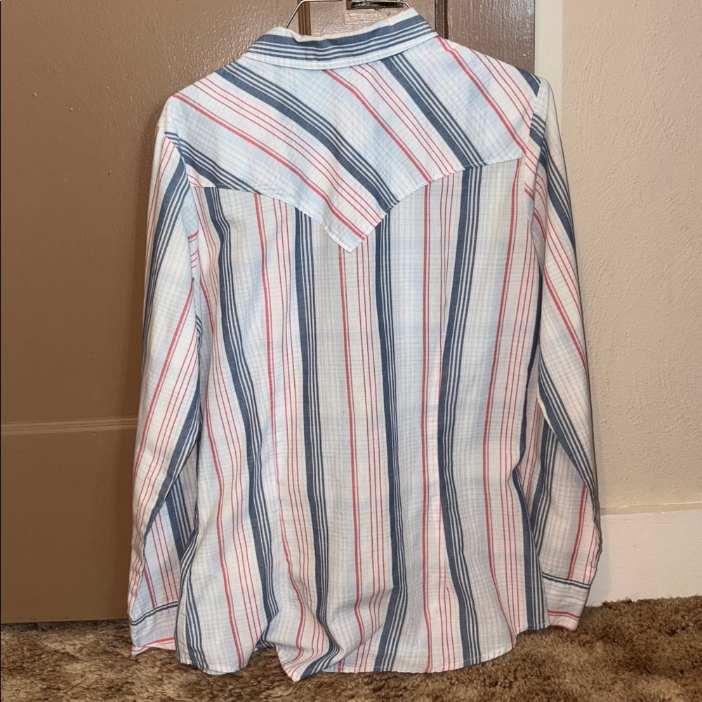 Women's Wrangle Striped red white & blue Button-Down Shirt size medium “NEW” - Picture 2 of 4